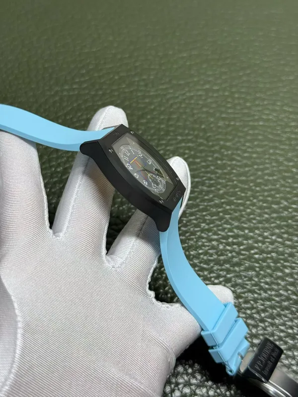 Élégante 48 mm replica, sky blue rubber strap, black case
