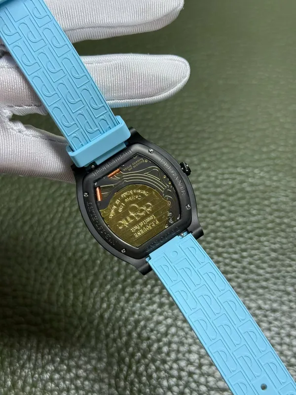 Élégante 48 mm replica, sky blue rubber strap, black case