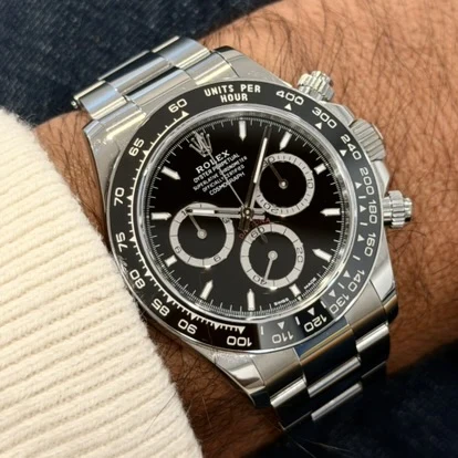 A watch from The Collection, photograph 05