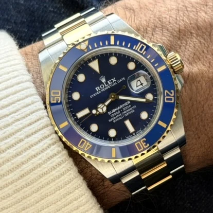A watch from The Collection, photograph 09