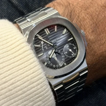 A watch from The Collection, photograph 29