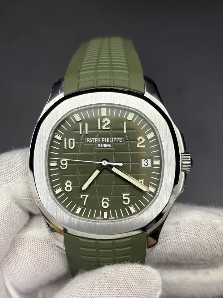 Aquanaut 5168g, QC photograph 1