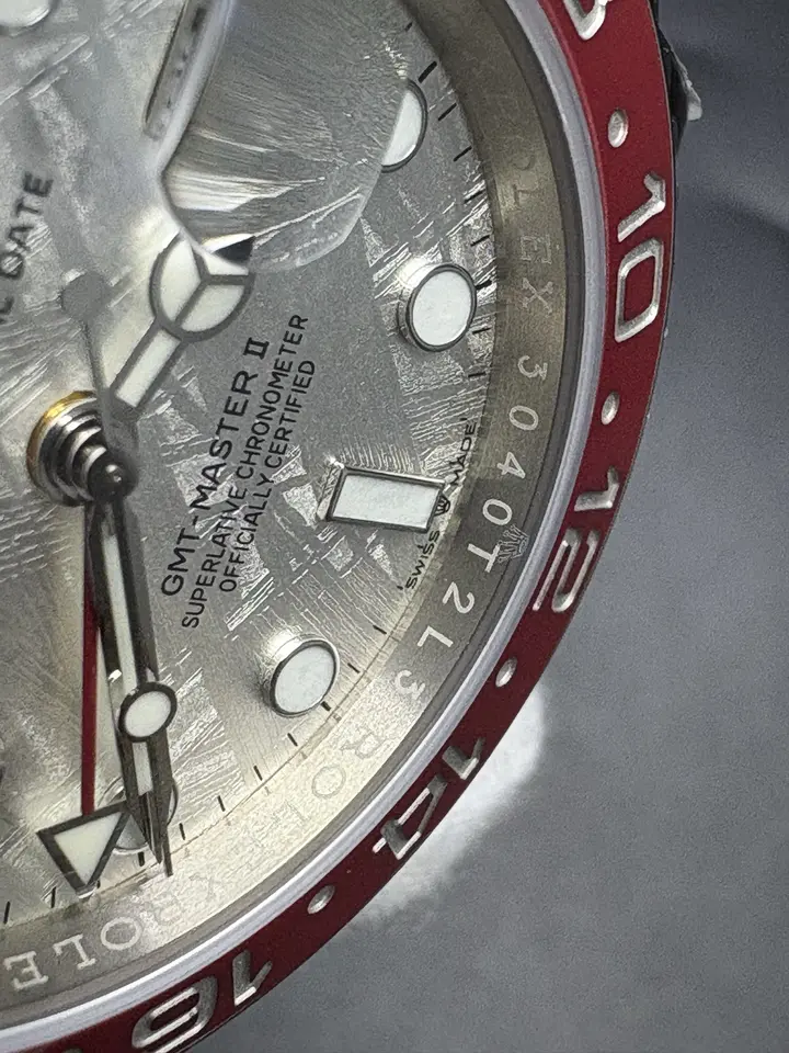 GMT Master II 126719BLRO Superman, QC photograph 6