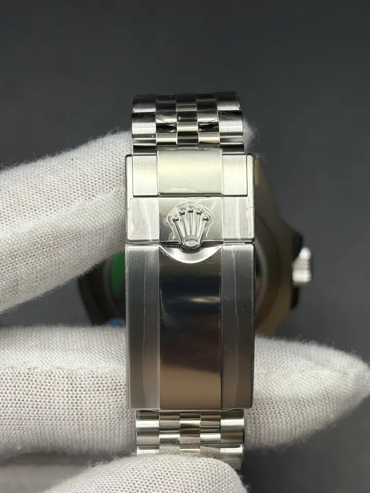 GMT Master II 124710BLRO Pepsi, QC photograph 12