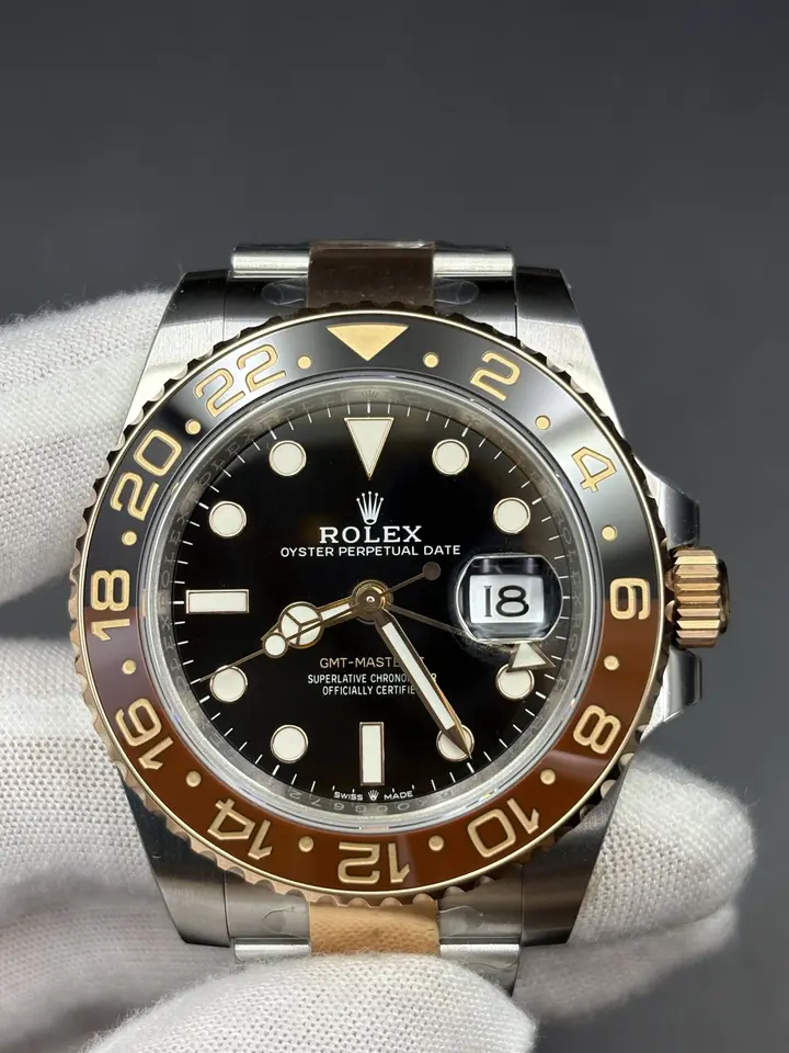 GMT Master II 126711CHNR Root Beer, QC photograph 1