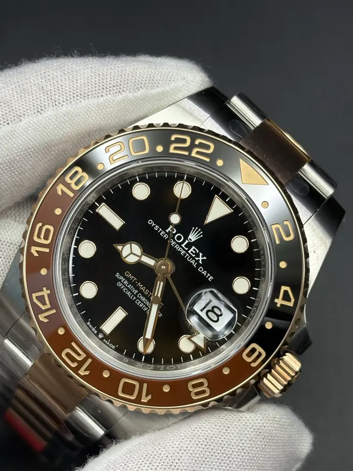 GMT Master II 126711CHNR Root Beer, QC photograph 3