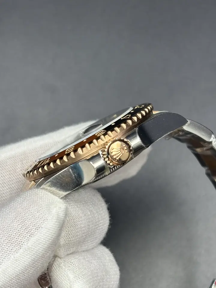 GMT Master II 126711CHNR Root Beer, QC photograph 8
