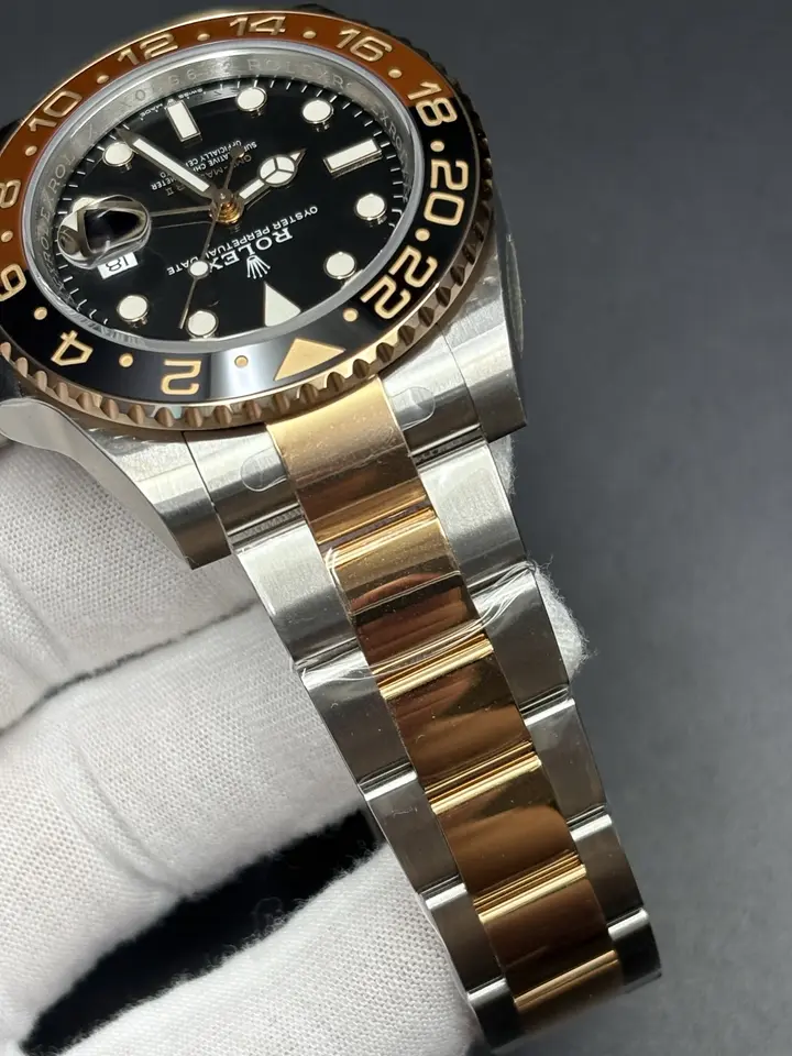 GMT Master II 126711CHNR Root Beer, QC photograph 10