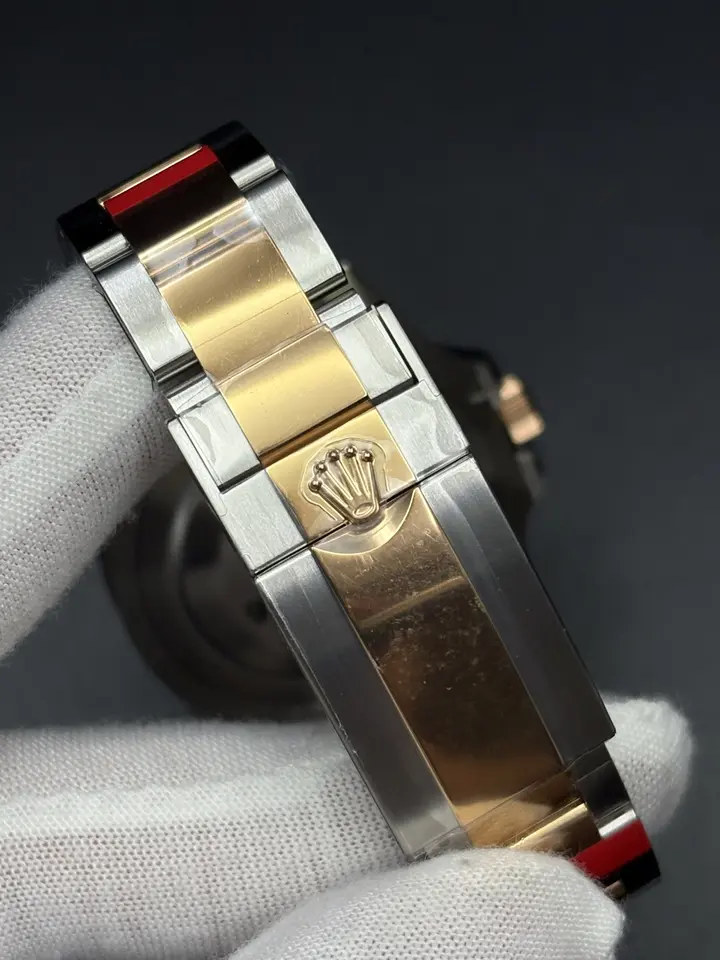 GMT Master II 126711CHNR Root Beer, QC photograph 11