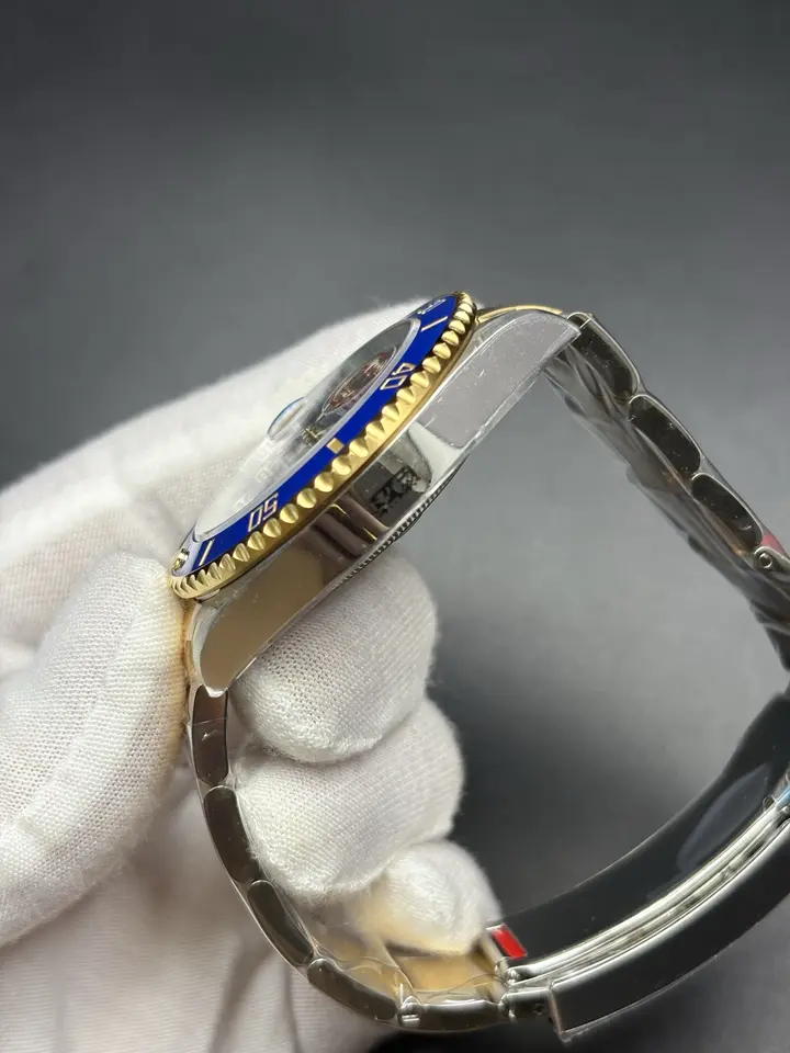 Submariner 126613LB Bluesy, QC photograph 9