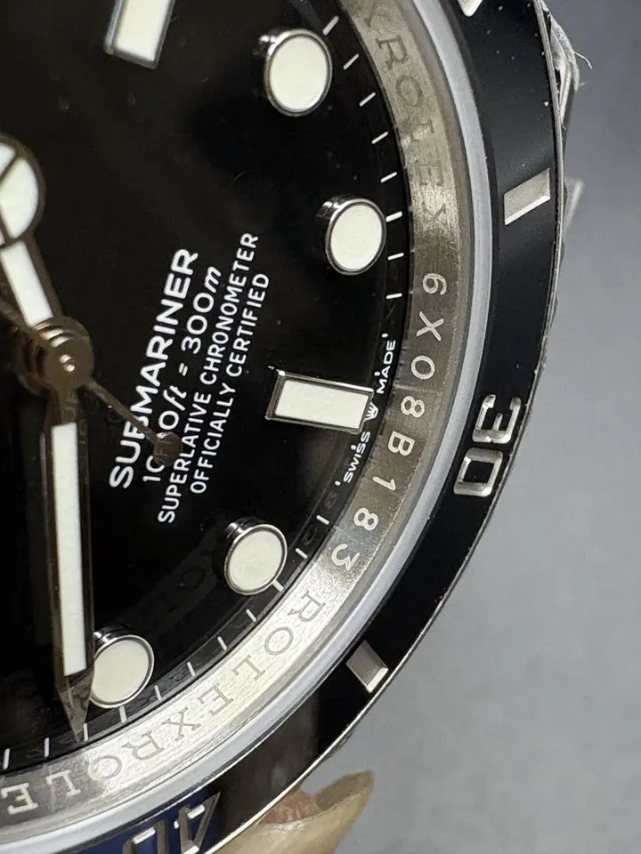 Submariner 124060 No Date, QC photograph 16