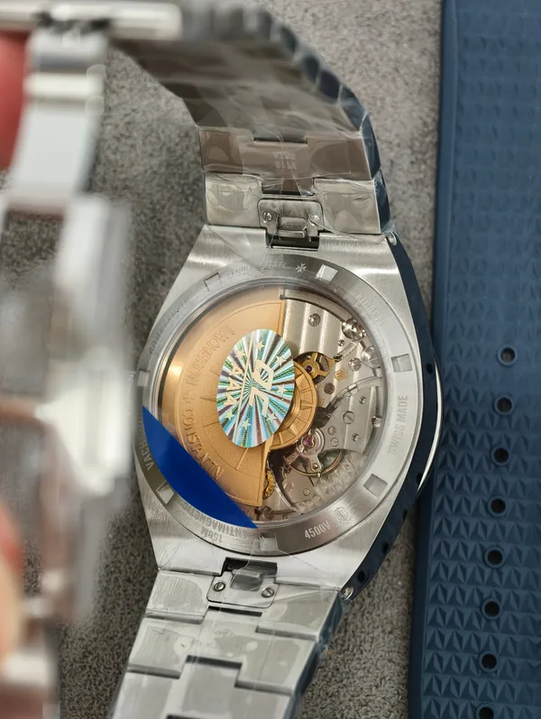 PPF Overseas 4500V, blue dial, display caseback and movement