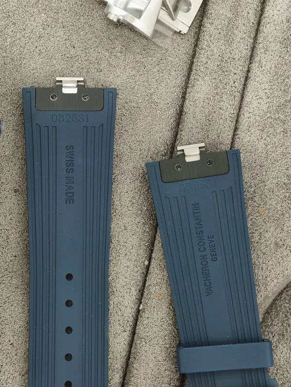 PPF Overseas 4500V, blue dial, rubber strap