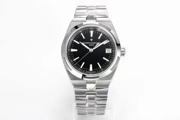 PPF Overseas 4500V, black dial, steel bracelet