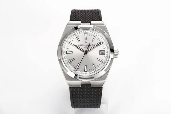 PPF Overseas 4500V, silver dial, black rubber strap