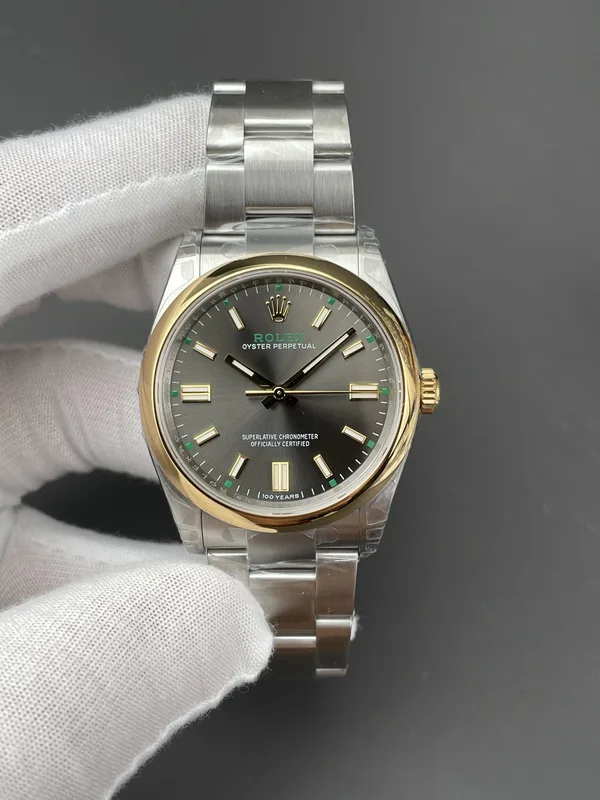 VSF Oyster Perpetual 100 Years, 36 mm version, slate dial with green minute markers, front view