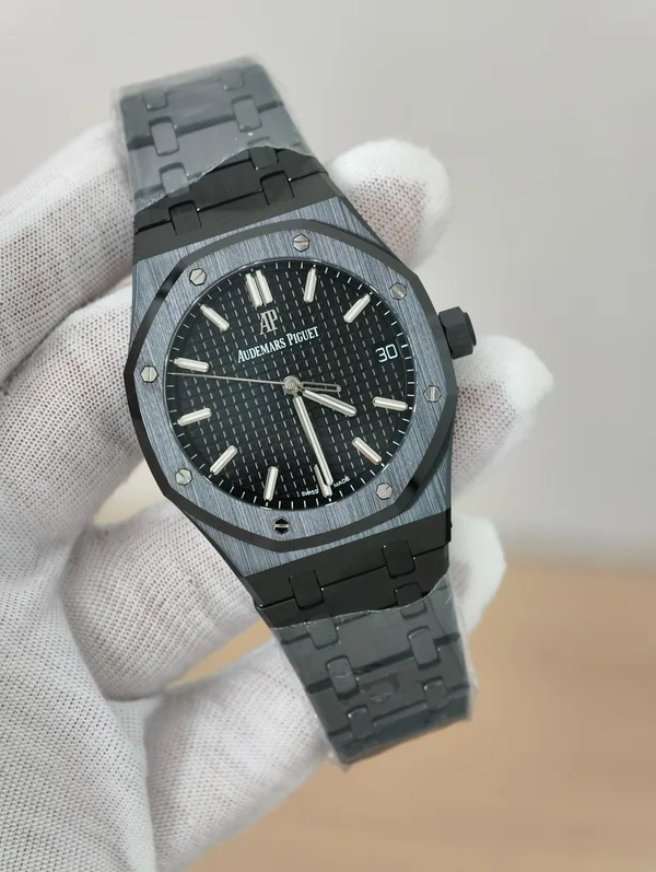 ZF Royal Oak 15500 Full Ceramic, black ceramic case and bracelet, black dial, front view