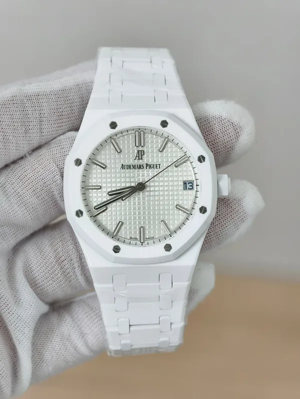 ZF Royal Oak 15500 Full Ceramic, white ceramic, white dial, dial, angled from the left