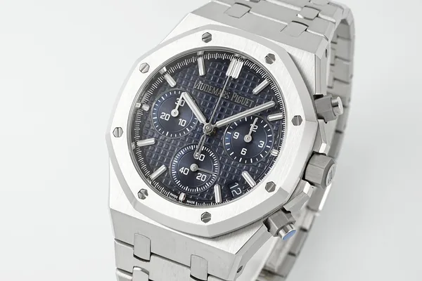APSF Royal Oak Chronograph 26240, blue waffle-pattern dial with three subdials, steel case and bracelet, angled view