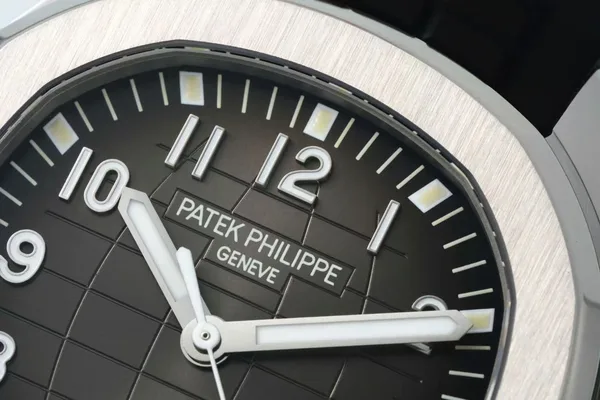 DDF Aquanaut 5167A, dial close-up
