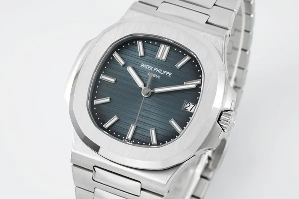 DDF Nautilus 5711/1A, blue gradient dial with horizontal embossing, steel case and bracelet, angled view