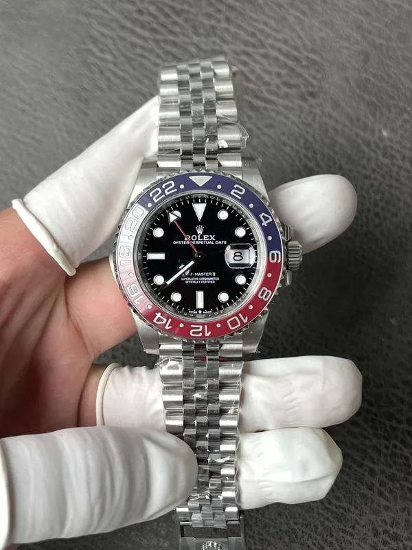 Rich Factory GMT-Master II 126710BLRO Pepsi, jubilee-style bracelet, dial view