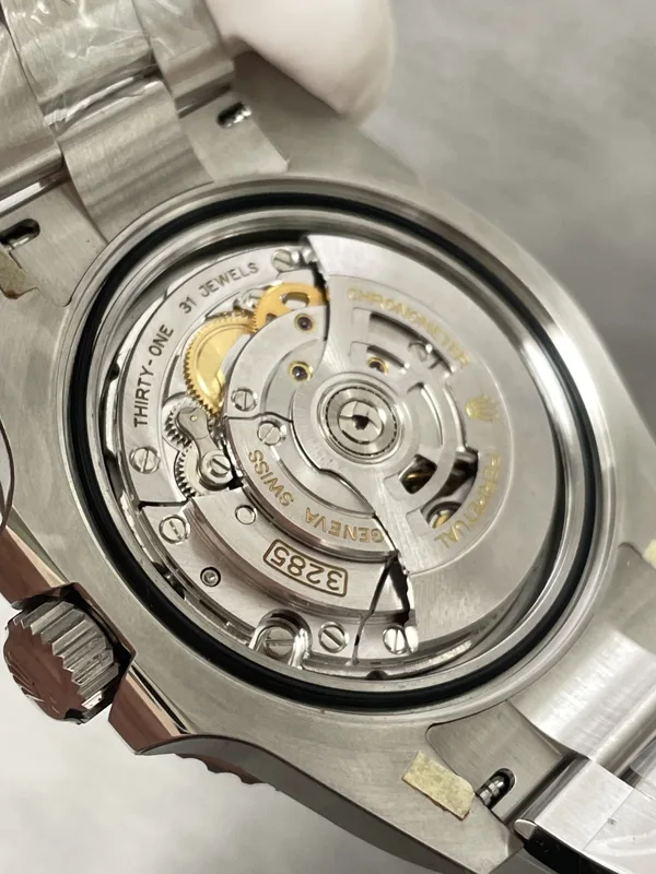 Rich Factory GMT-Master II 126710BLRO Pepsi, jubilee-style bracelet, movement