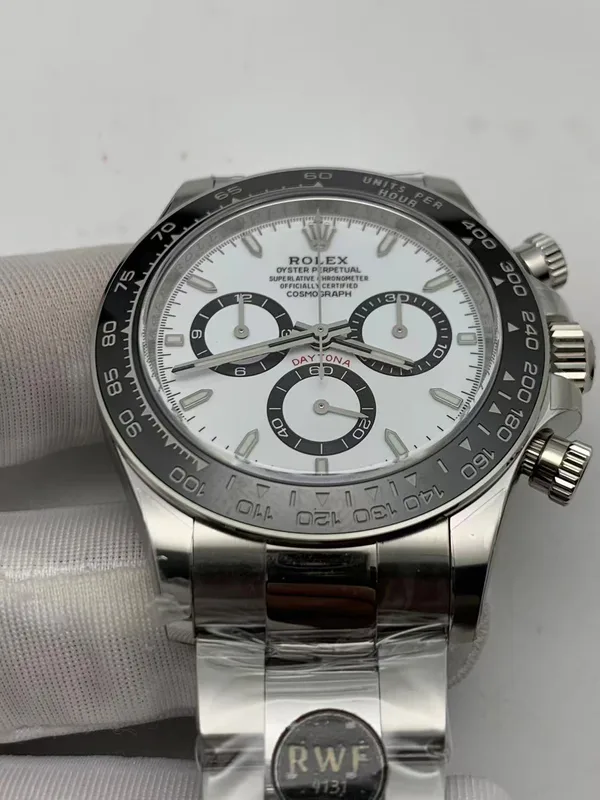 RW Factory Daytona 126500LN Panda, white dial, dial and bezel, angled