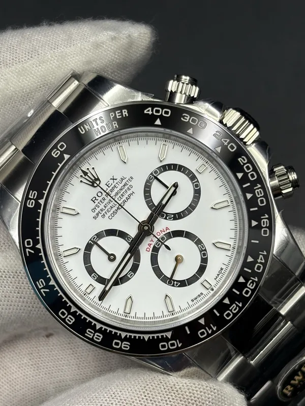 RW Factory Daytona 126500LN Panda, white dial, dial and bezel, angled