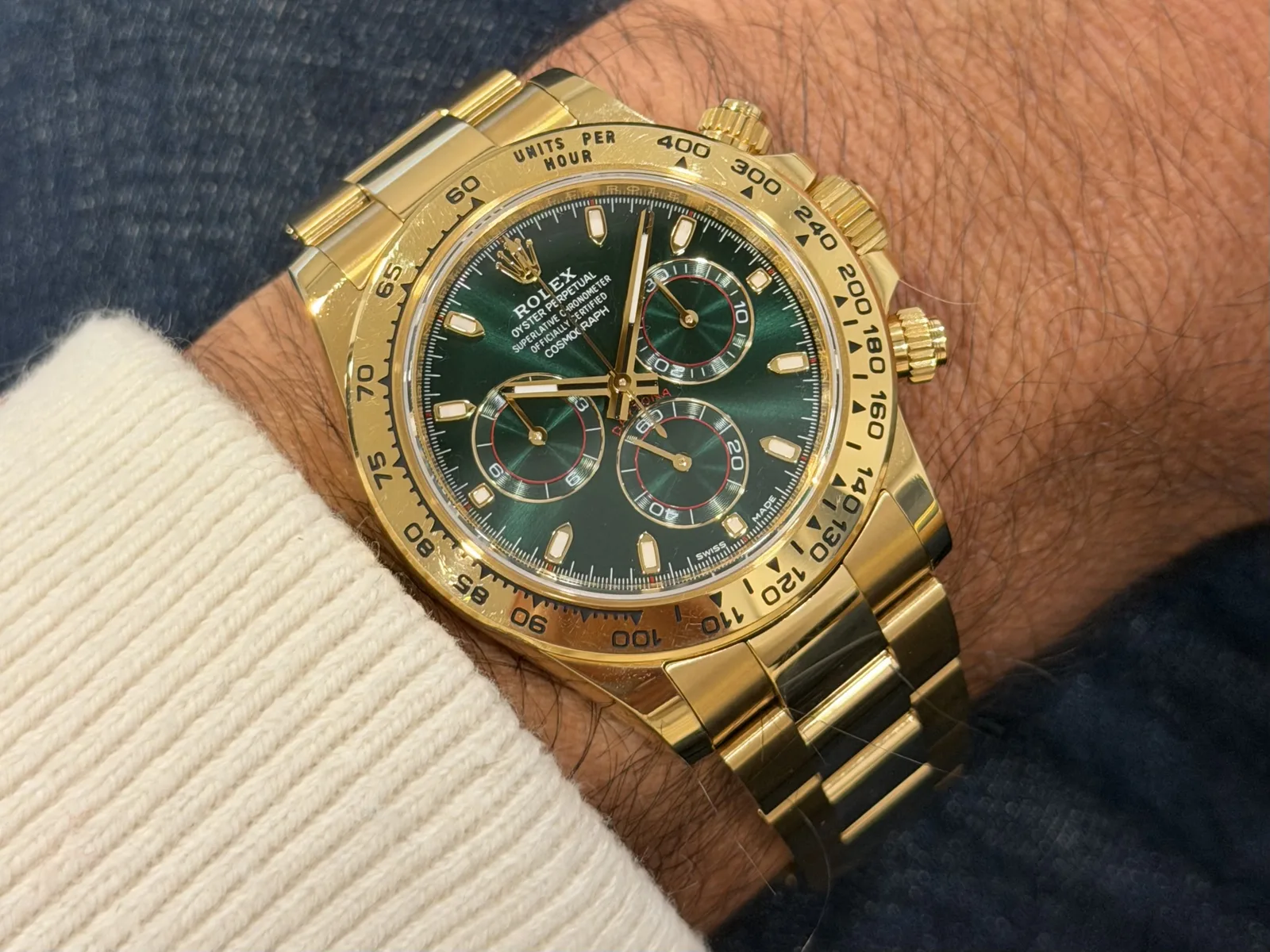 VSF Daytona 116508 green dial on the wrist