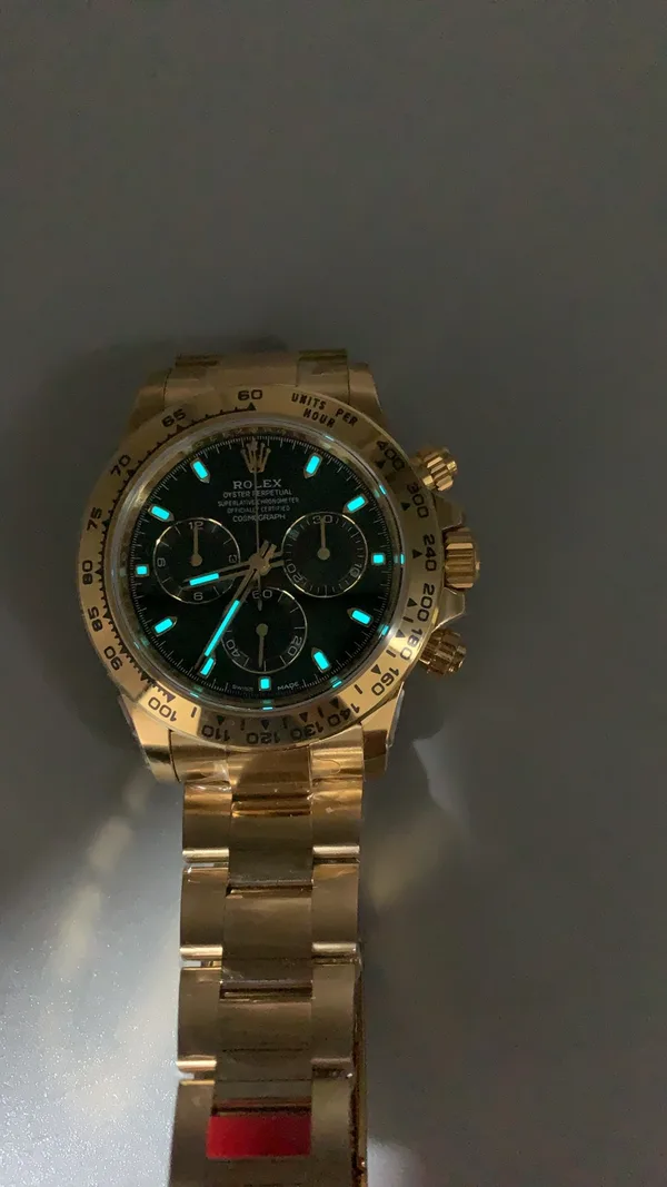 VSF Daytona 116508, green dial, yellow-gold-tone case, lume in the dark