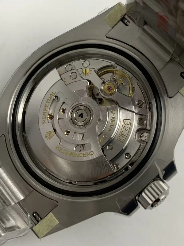 VSF Submariner No Date 124060, movement
